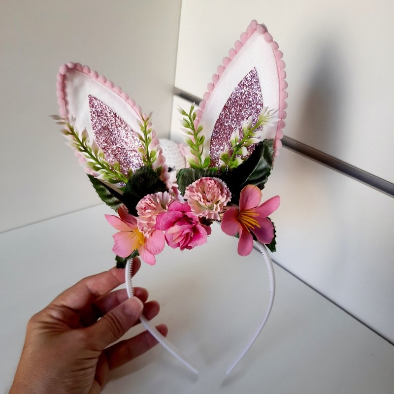 Tiara Orelhinha de Coelho Flores Rosa - Imagem 2