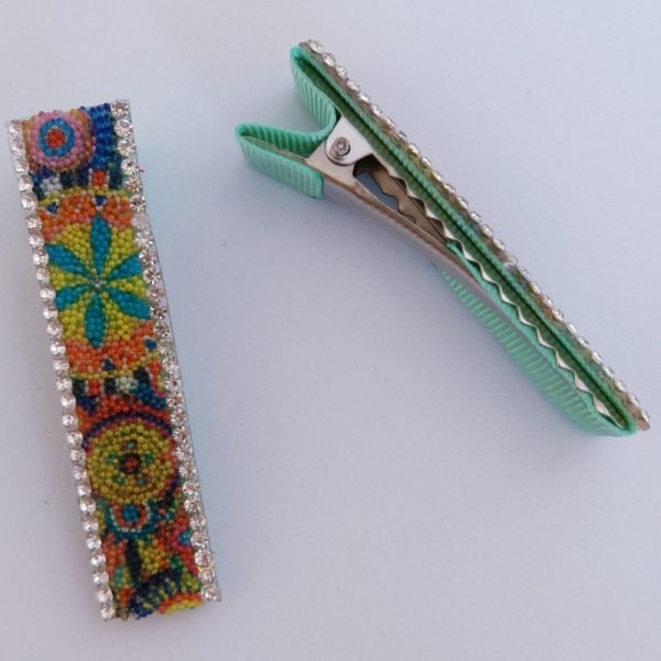 Hair Clip 2 Médio Verde Brilho Floral - Image 2
