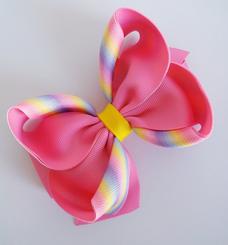 Laço Amora Invertido Grande Rosa Chiclete/Arco-Íris - Imagem 3