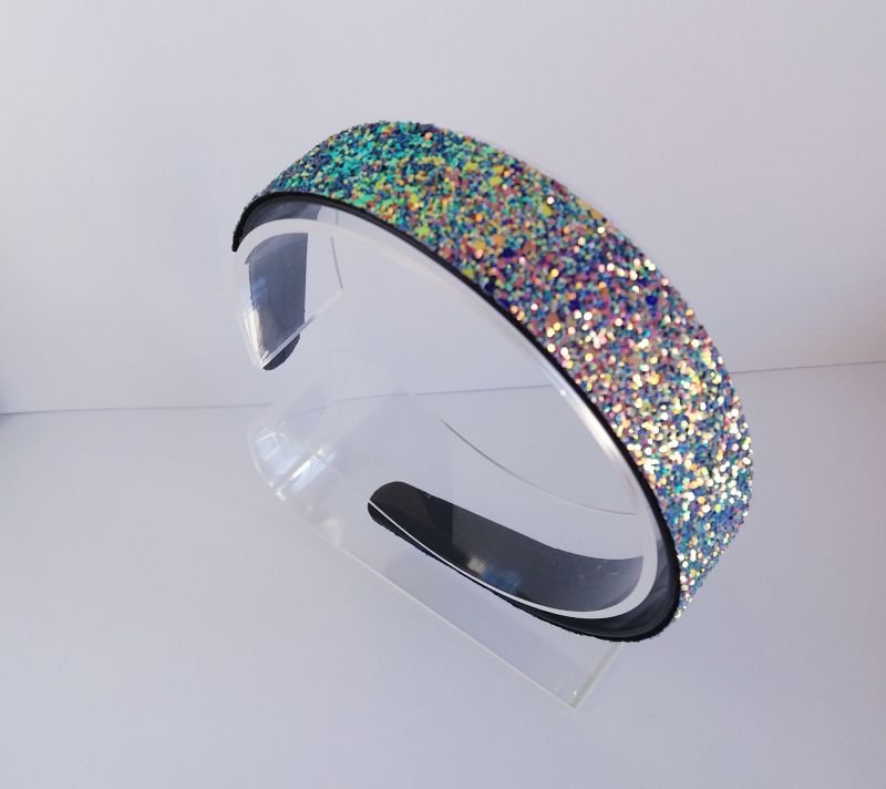 Tiara Larga Brilho Furta Cor
