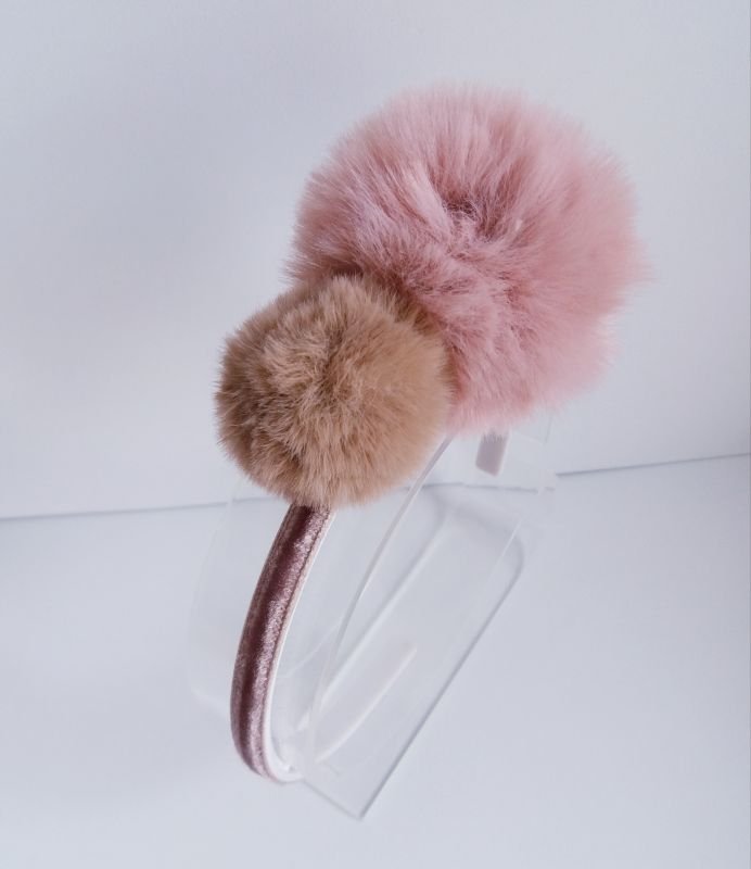 Tiara Pompom Veludo Cinza - Imagem 2